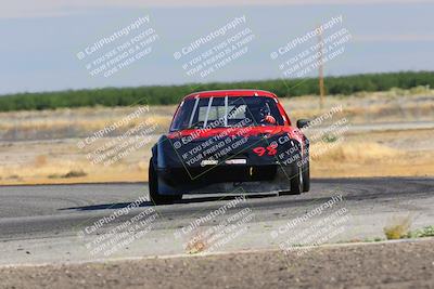 media/Jun-04-2022-CalClub SCCA (Sat) [[1984f7cb40]]/Group 1/Qualifying (Sweeper)/